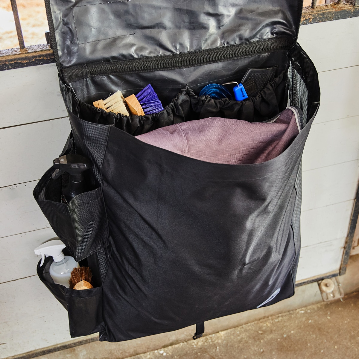 SmartPak Deluxe Stall Front Blanket Storage Bag