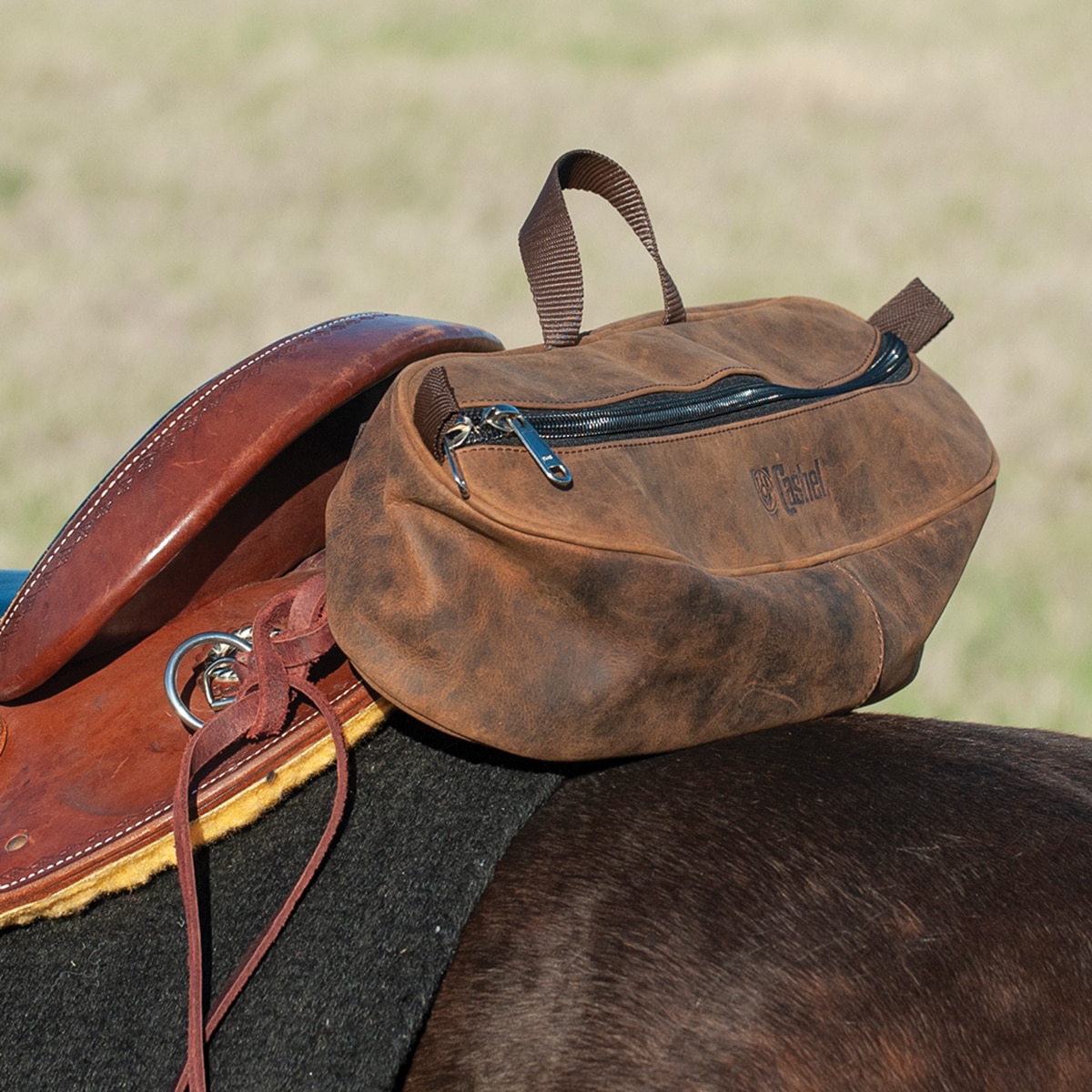 Brown Chap Leather Cantle Bag ⋆ Hill Saddlery